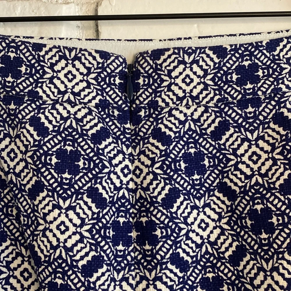 J, Crew navy blue and white design on skirt womens - Picture 4 of 5